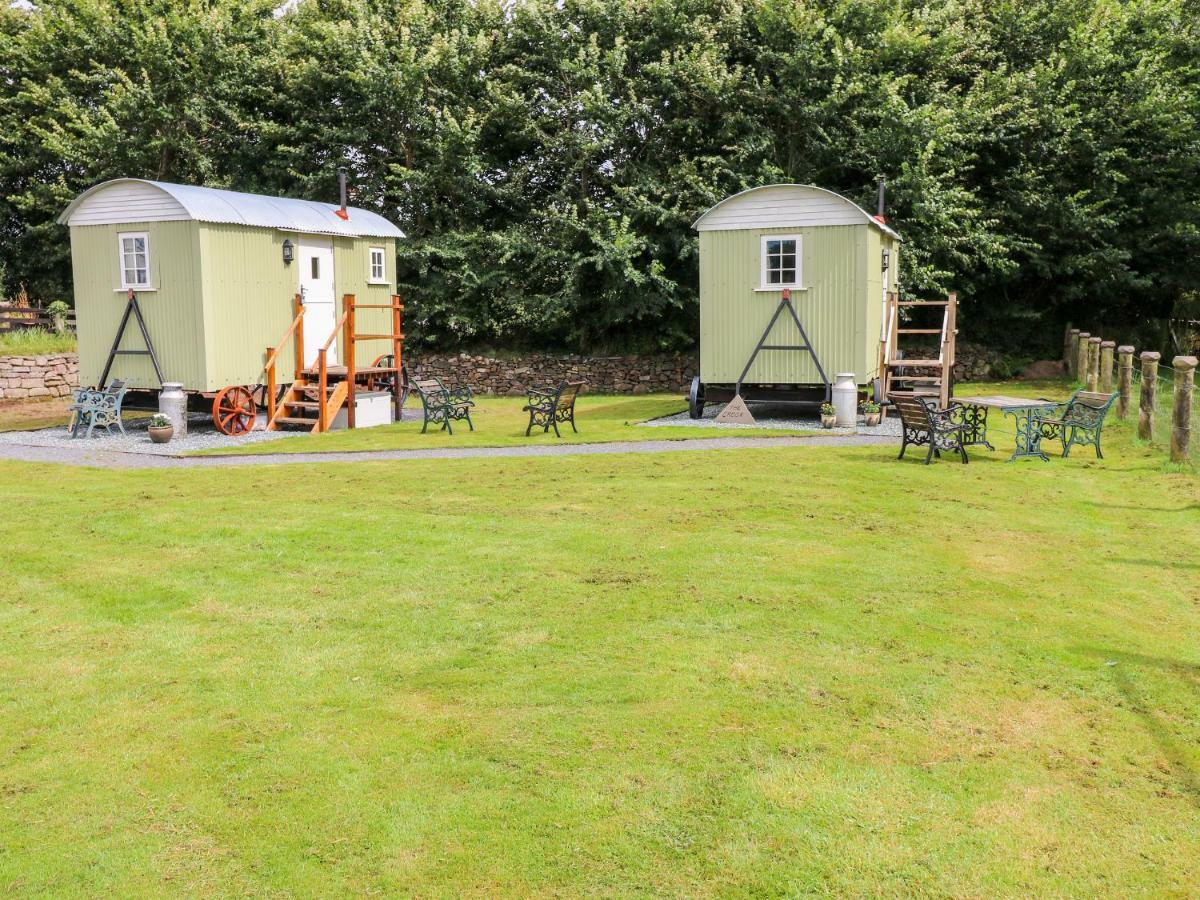 Shepherds Hut - The Crook Milford Haven Dış mekan fotoğraf